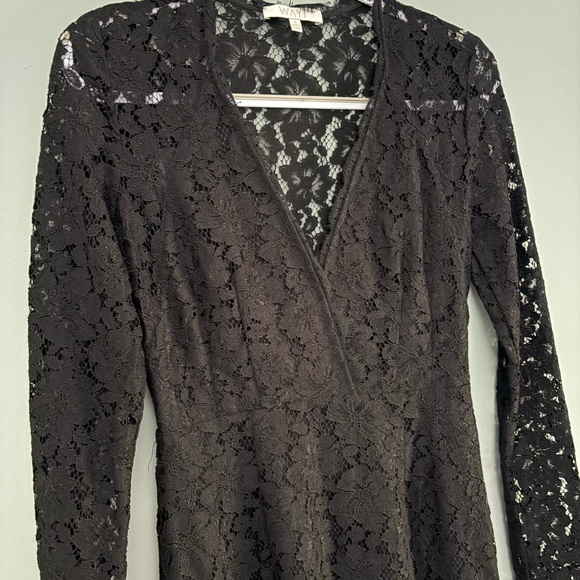 WAYF Black Lace Long Sleeve Deep V Floral Lace Mini Dress Size S - Picture 7 of 16
